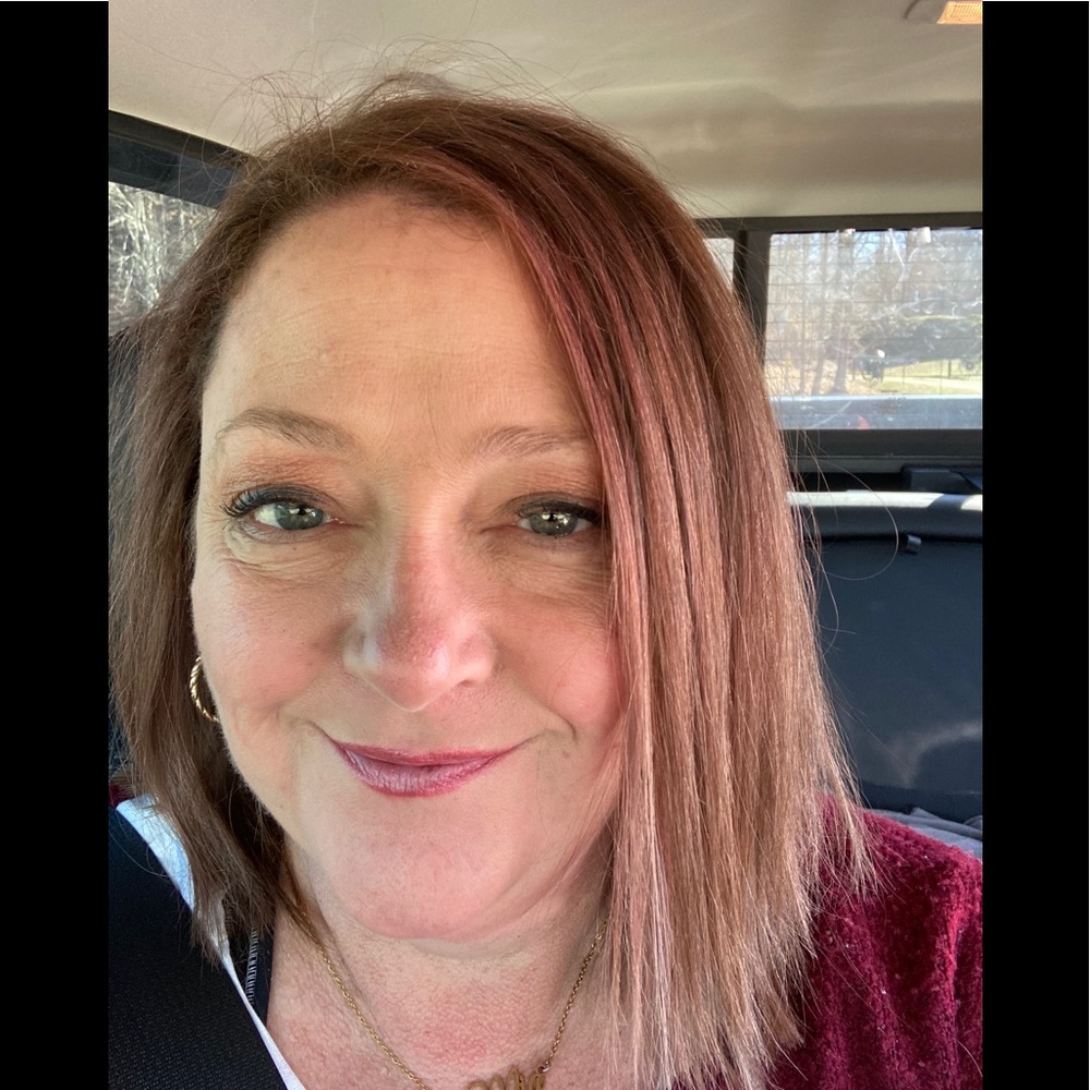 Meet your Posher, Amelia